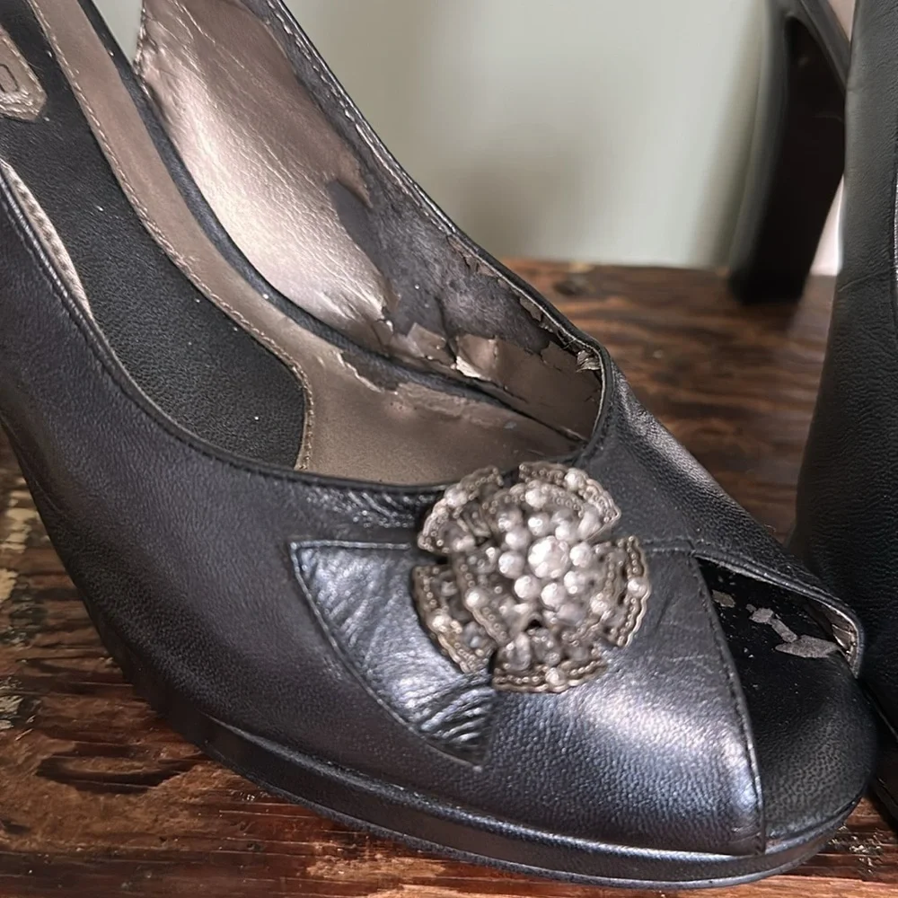 BANDOLINO Karmina Navy Slingback Heels - Peep Toe with Nickel & Crystal Rosette